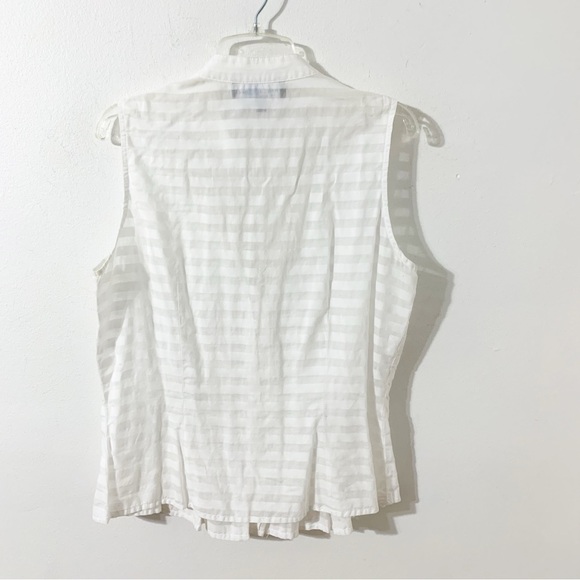 Jones New York Signature Petite Sleeveless Semi Sheer Button Front Blouse Pin - Picture 5 of 13